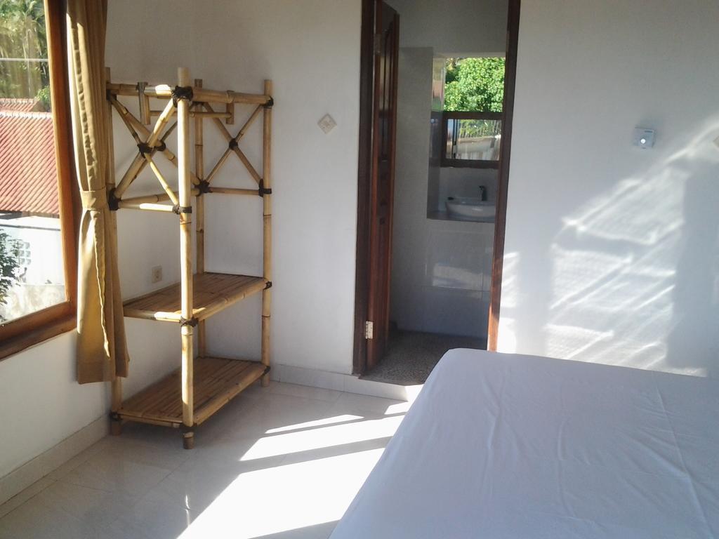 Sony Home Stay Amed Chambre photo